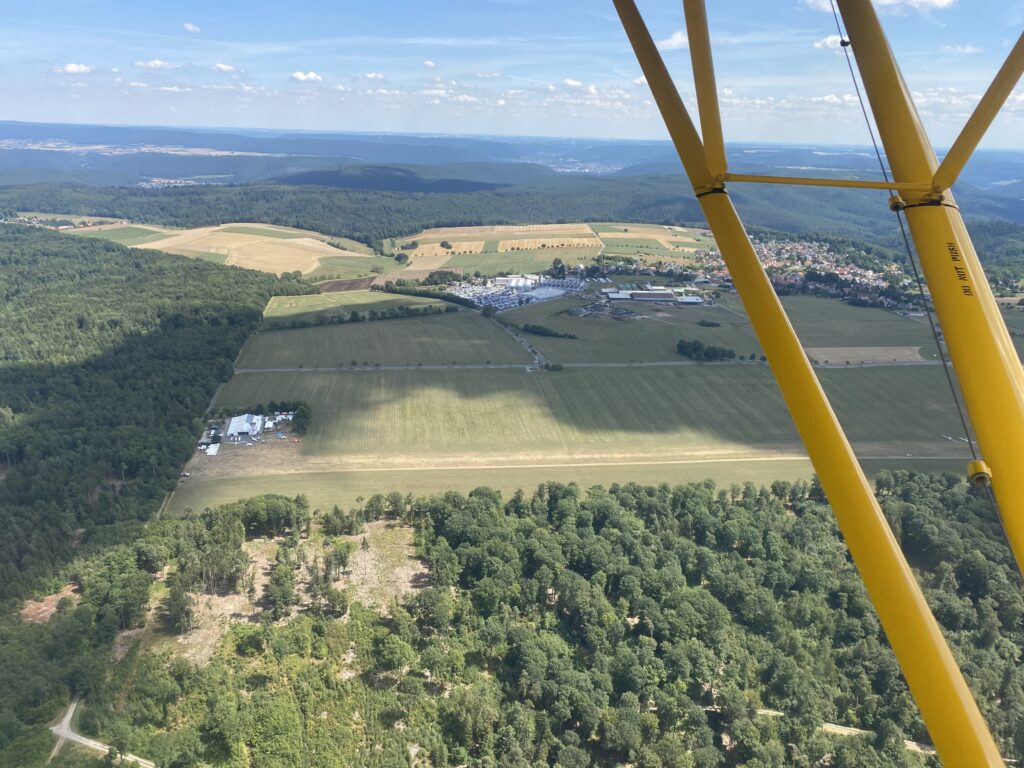 Der Aero-Club Heppenheim ist zu Besuch im Fluglager Vielbrunn!